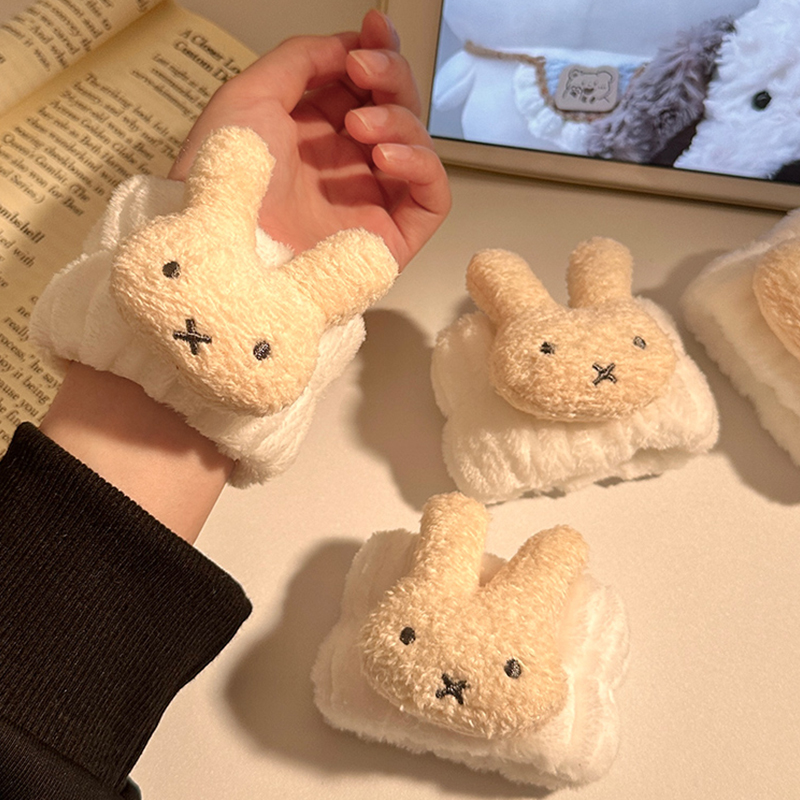Muñequera de Conejo Miffy con  - Cleanser Face reseña y precio